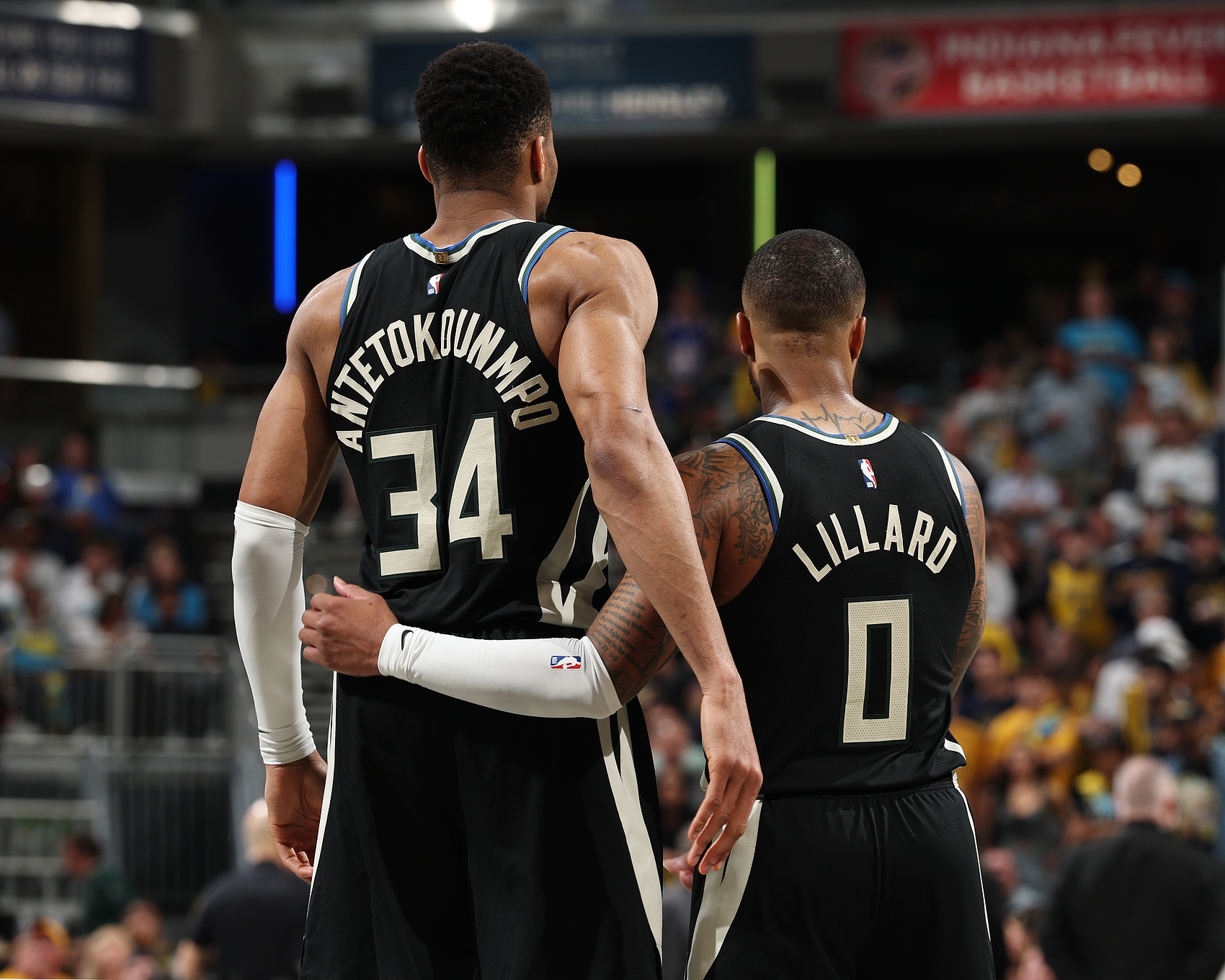 獭兔哈利伤病改变东部格局 雄鹿裁利拉德是下季省钱提战最优解？